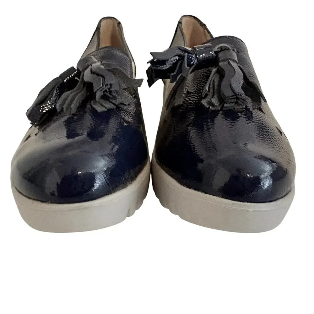 Wonders Spain Textured Laser Cut Patent Leather Tasseled Wedge Loafers Navy Blue